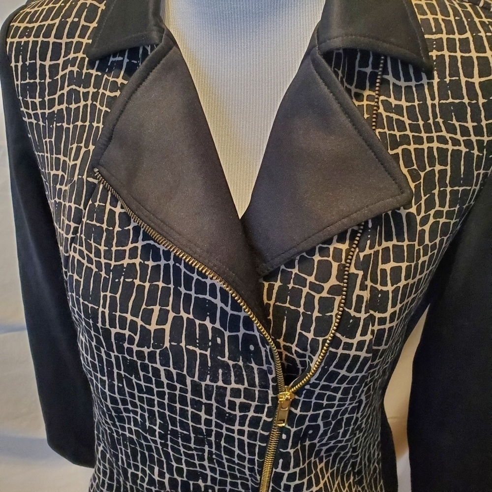 Courtney Print Faux Leather Motorcycle Jacket SZ 6 - Picture 2 of 10